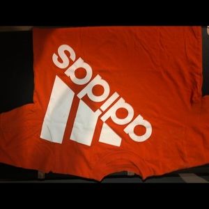 ADIDAS T SHIRT